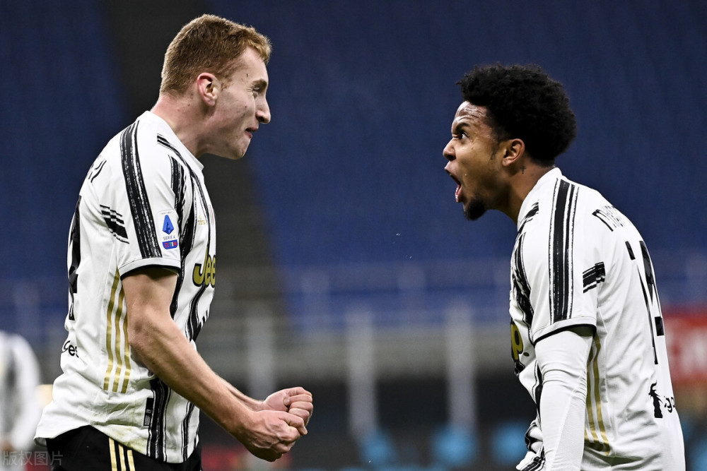  那不勒斯逆转米兰，终结对手不败金身  