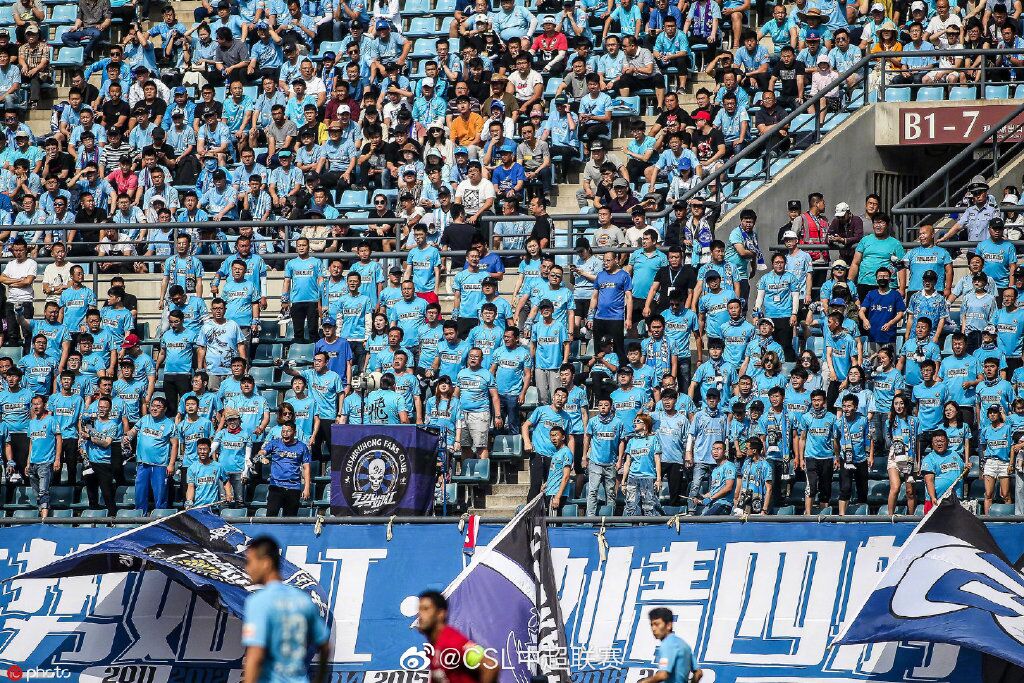  法兰克福主场观众人数创新高破五万大关  