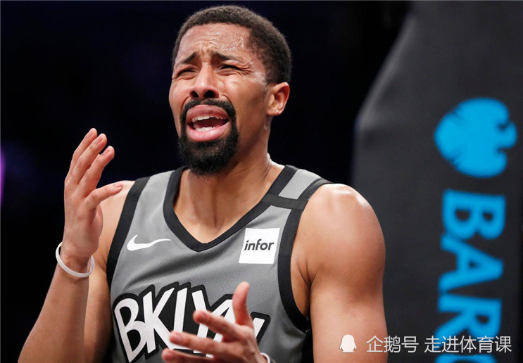  布雷斯特主帅炮轰裁判，赛后发布会发飙  